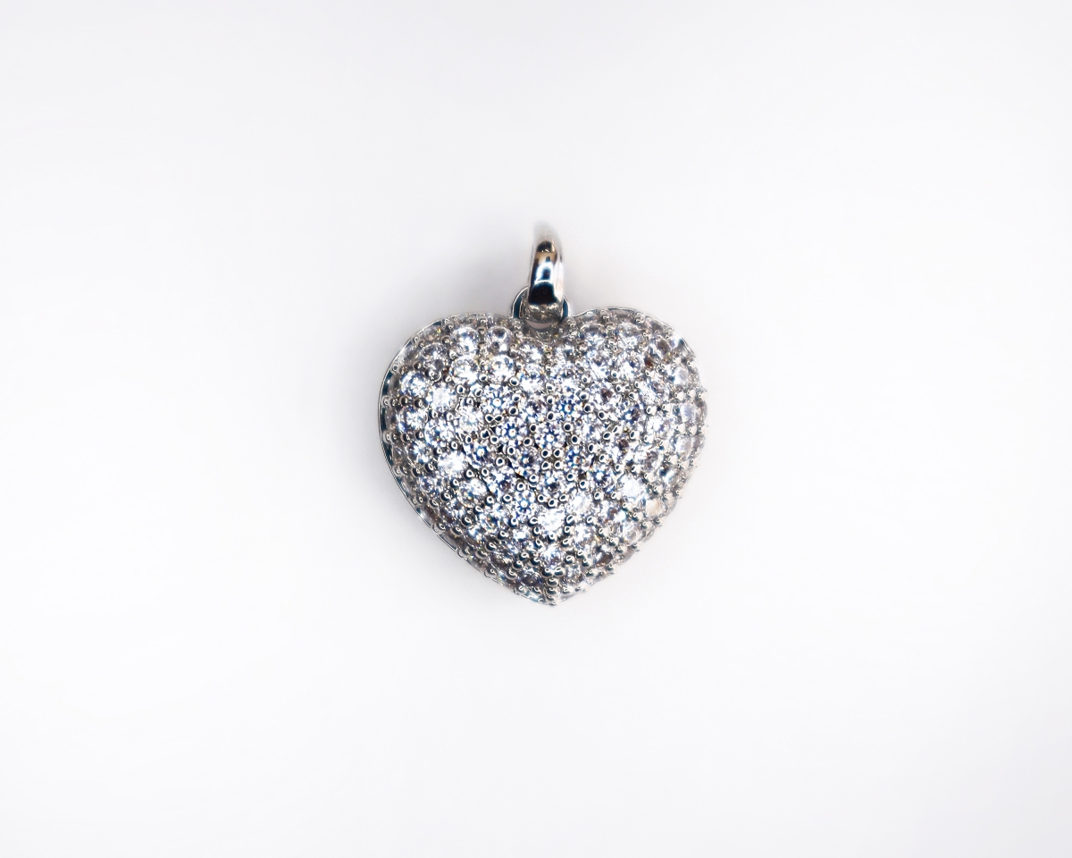 Подвеска сердце с фианитами объемное цвет серебро 14мм+5мм петелька